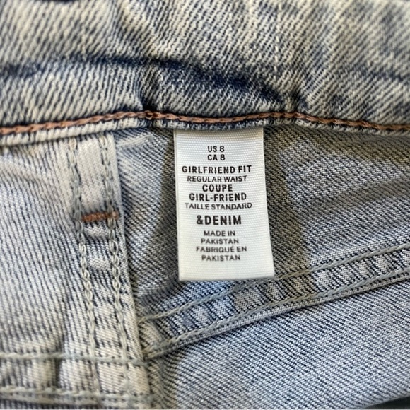 H&M Jeans Girlfriend Fit Regular Waist Loose Fit High Rise Light Wash 8 - Picture 10 of 11
